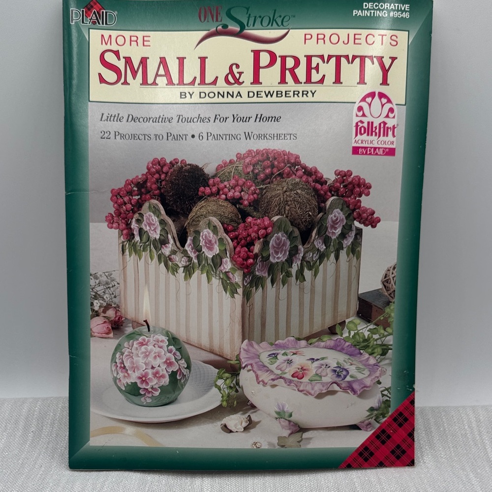 One Stoke Plaid Small & Pretty 22 Projects to Paint Book donna Dewberry folk art